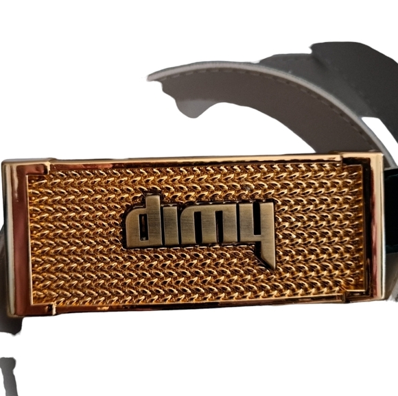 Vintage dimy gold tone embossed belt buckle rectangle green faux leather belt - Picture 2 of 5